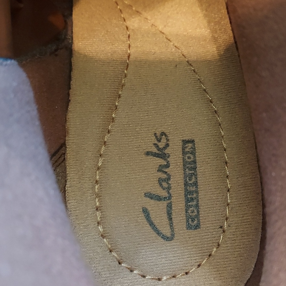 Clarks Tan Ankle Booties - Picture 2 of 5